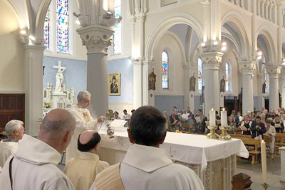 La Mure, Francia: 2 de agosto, fiesta de San Pedro-Juli&aacute;n Eymard