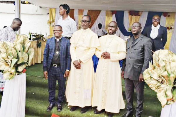 Congo: Voti perpetui e  ordinazioni diaconali