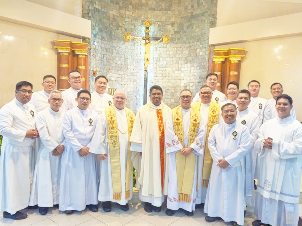 El Superior General, P. Philip Benzy Romician, SSS, concluye su visita can&oacute;nica de tres semanas a la Provincia de Filipinas