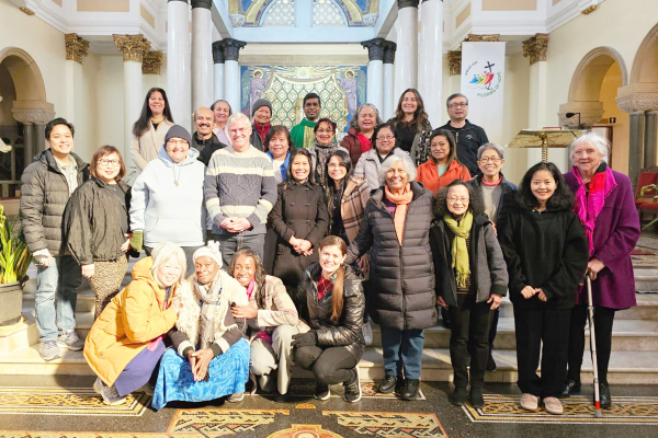 Agregados del Sant&iacute;simo Sacramento Peregrinaci&oacute;n a la Iglesia de Santa Br&iacute;gida, Marrickville Iglesia de San Pedro Juli&aacute;n- Sydney- Australia