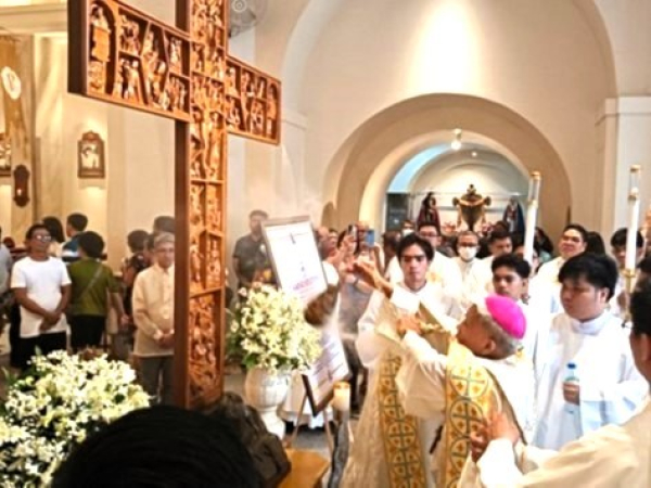 Iglesia de Nuestra Se&ntilde;ora del Pilar elevada a Bas&iacute;lica Menor e inaugurada como Iglesia Jubilar