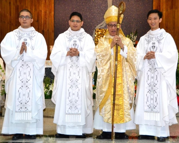 Three SSS Filipinos Ordained Priests